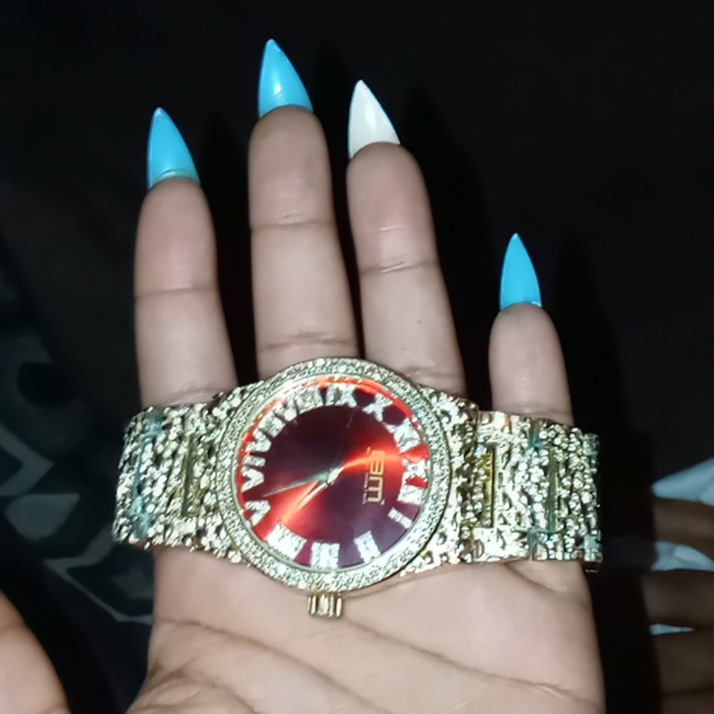 Watch - Picture 2 of 3